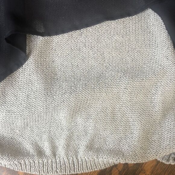 Tribal Gray Layered Top - Picture 4 of 14